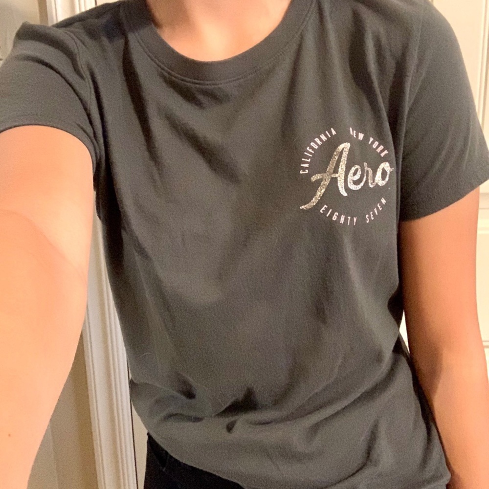 Aeropostale gray shirt!